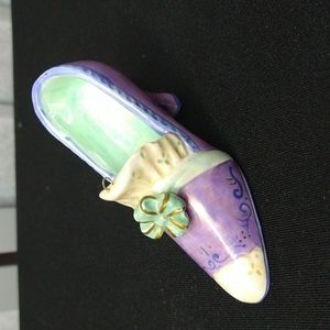 Miniature collectable lady's shoe